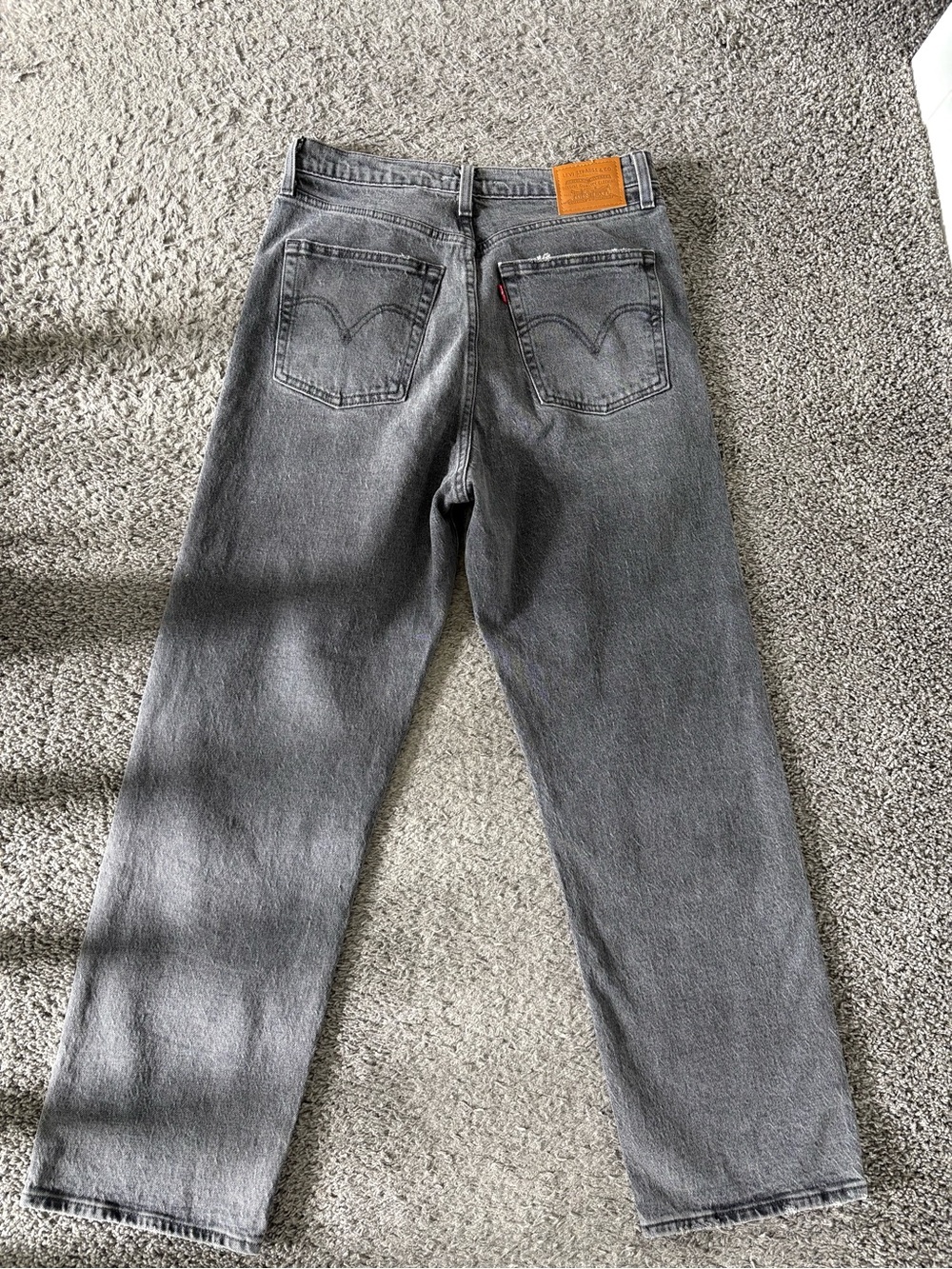 Levis Ribcage Jeans - Picture 2 of 4
